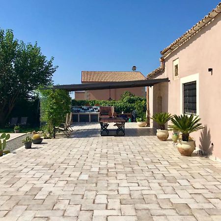 San Corrado di FuoriIl Baglio Del Picchio - Notoアパートメント エクステリア 写真
