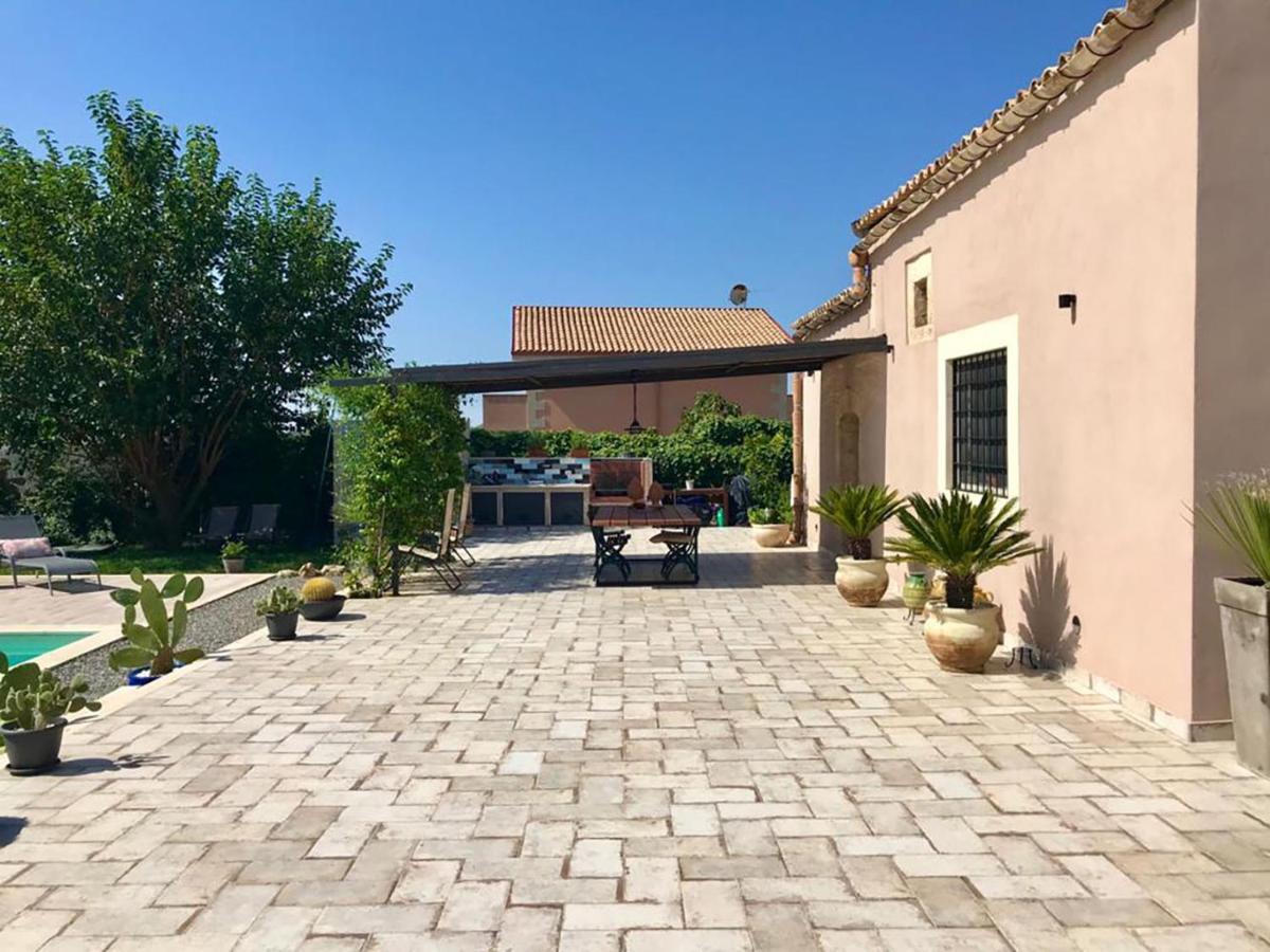San Corrado di FuoriIl Baglio Del Picchio - Notoアパートメント エクステリア 写真